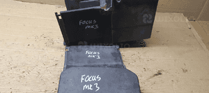 Obudowa podstawa akumulatora Ford Focus MK3 AM51-10723-AD AM51-10A659-AB AM51-10A659-BB 8