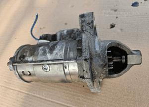 Toyota Avensis T27 2.2 D4D rozrusznik 28100-0R020C 3