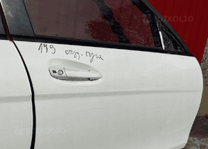 Mercedes W204 lift drzwi 149 prawy przód oryginał ładne 8