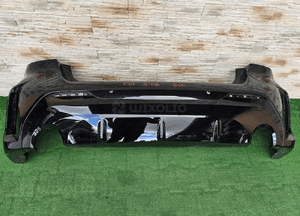 Zderzak tył bmw 1 F40 m pakiet