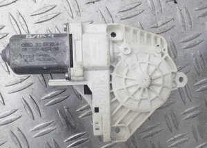 SILNICZEK SZYBY 8K0959801A AUDI A4 A5 A6 Q7 SUPERB 1