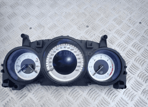 Mercedes c W204 licznik zegary A2049004408 radom 1