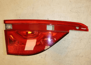 Jaguar xf X260 lampa lewy tył tylna lewa w klapę 3
