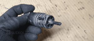 Pompka zbiorniczka spryskiwaczy BMW I F20 7310147 3