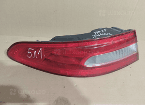 Lampa tył tylna lewa w błotnik jaguar xf X250 1