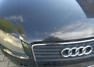 Audi A3 8P maska  LZ7L 3