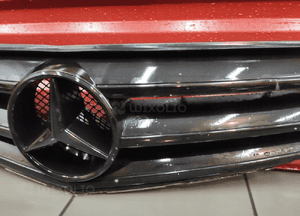Mercedes c-klasa W204 lift grill atrapa kratka amg czarna oryginał 6