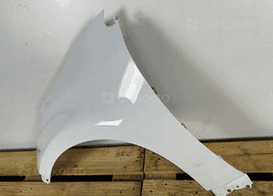 Blotnik przod przedni lewy toyota yaris iv 4 2020- bardzo ladny oryginalny 3