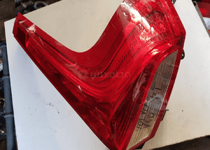 lampa prawa tył volvo v 40 2 1