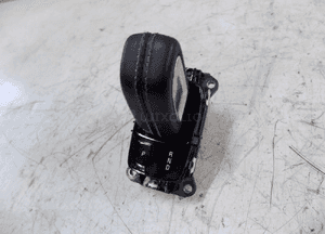 Volvo XC40 r-design lewarek wybierak biegów gałka 31437335 2