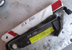 MERCEDES SLK 170 lewarek trójkąt