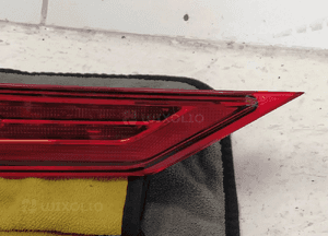 Volvo XC60 ii lampa lewy tył tylna w klapę oryginał 6