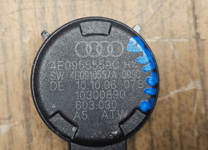 Czujnik 4E0955559C 4E0910557A Sensor Deszczu Mocowanie Uchwyt Audi A4 B7 A6 C6 3