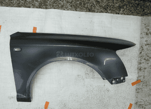 Audi A6 C6 przed liftem błotnik przedni prawy 1