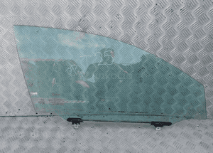 Szyba drzwi prawy przod toyota T25 *5 radom 1