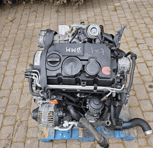 Vw passat B6 audi A4 seat leon altea skoda 2.0TDI bmm bmp silnik kompletny 4