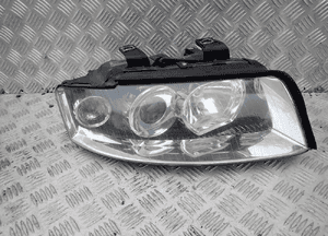 Lampa prawy przód audi A4 B6 xenon 8E0941004AQ radom 1