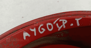 TOYOTA AYGO I lampa prawa tylna 4