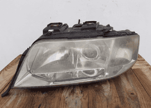 Audi A6 C5 lift lampa przód przednia lewa 1