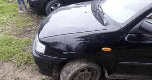 Mazda Demio 97- Maska lampa zderzak pas atrapa 16W 8