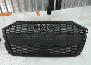 Audi A3 8Y0 grill atrapa 1