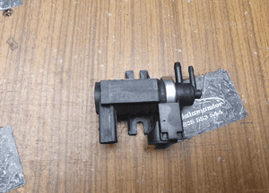 Zawór 8E0906628A 8E0906628C Podciśnienia Czujnik Turbiny 1.9 TDI Audi A4 B6 A6 C5 VW Passat B5 4