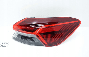 Lampa lewa prawa tył komplet audi Q4 e-tron 7