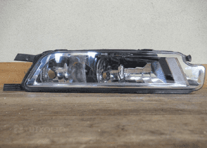 Halogen przeciwmgielny prawy vw passat B8 2014- 2