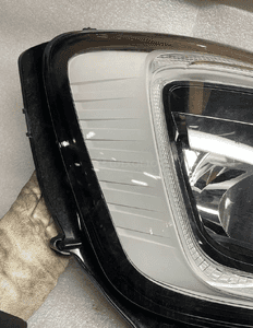 Lampa prawy przod renault master iv 4 260105567R 2