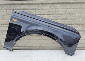 Ford bronco 21-24 błotnik prawy przedni 1