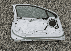 Drzwi lewe lewy przód przednie peugeot 208 i 3 drzwi 2012-2019 6