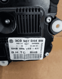 Panel nawiewu klimatyzacji klimy VW Passat B6 3C0907044BB 3