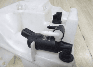 Ford Focus MK3 1.6 zbiorniczek płynu spryskiwacza bv61-17b613-ca 5