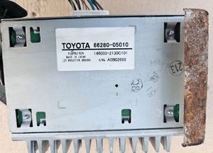 Toyota Avensis T27 moduł sterownik wzmacniacz tuner 86280-05010