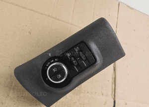 Panel włącznik świateł przełącznik 13268702 opel insignia a 1