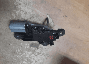 SILNICZEK WYCIERACZKI TYLNEJ FORD FOCUS II 2008R. 0390201875 1