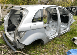 Mercedes B 245 błotnik tylny pas tył dupa wanna ćwiartka prog słupek 1