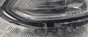 Dodge charger reflektor lampa led prawa km 10