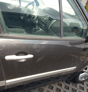 Renault Scenic II drzwi przod prawe NV676 2