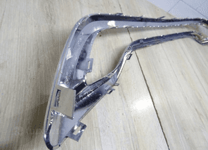 Mercedes W247 chrom dokładka zderzak przód A2478859909 8