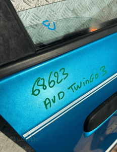 Drzwi prawy przod przednie kpl renault twingo iii 3