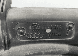 Audi A4 B8 2.0TFSI chlodnice chlodnica wody klimatyzacji 8K0260401D 989460D 6