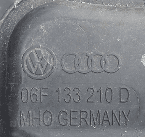 VW Golf Seat Altea OCTAVIA  2.0 FSI kolektor ssący 06F133210D 2