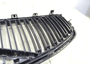 Grill zderzaka volvo V90 przód 10