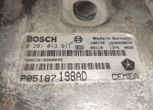 JEEP GRAND CHEROKEE WK WH 3.0 STEROWNIK KOMPUTER ECU 0281013911 13