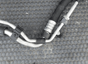 Przewód 8E1260712Q Klimatyzacji Waz Klimy Klima Rurka Europa 1.9 TDI Audi A4 B6 15