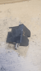 zamek klapy tylnej passat b6 kombi 1k6 827 505 6