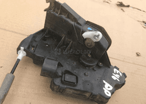 Zamek prawy przód Bmw 3 E46 98-05r 7 Pin 2