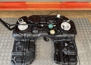 BMW X5 F15 ZBIORNIK BAK PALIWA POMPA WLEW BENZYNA 2