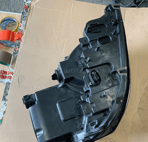 Mercedes ML 164 lampa lewa  xenon bixenon skrętna  Europa oryginał 4